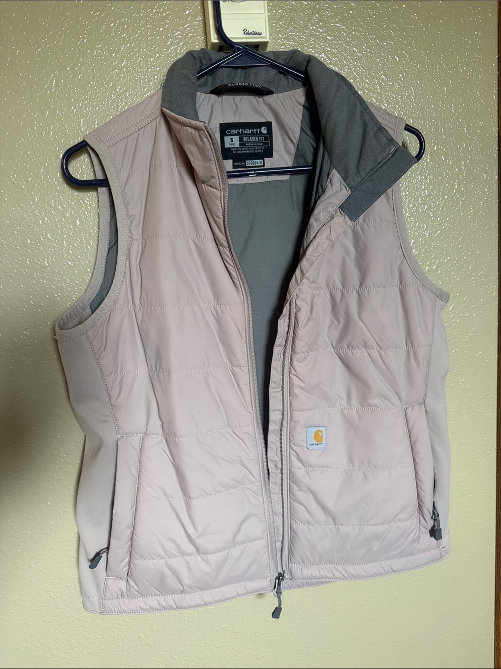 Carhartt Quilted Vest in Pale Pink with Gray Trim